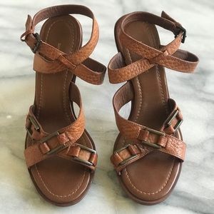Banana Republic brown size 9 strappy heels